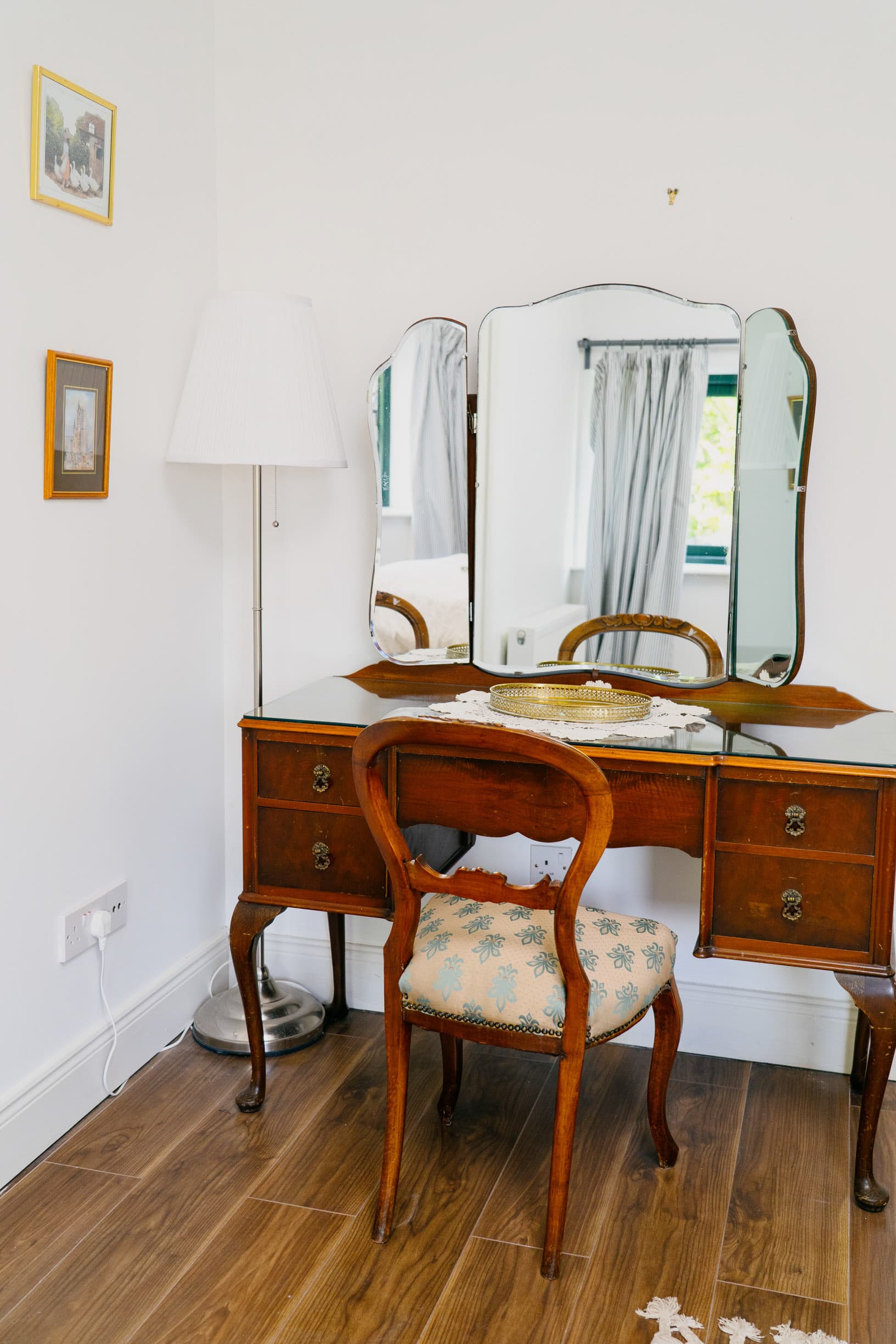 The Curlew bedroom